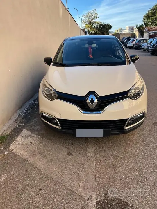 Renault Captur 2016 photo 2