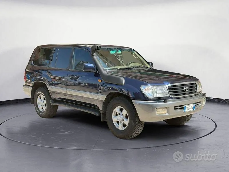 Toyota Land Cruiser 100