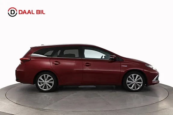 Toyota Auris 2018 photo 5