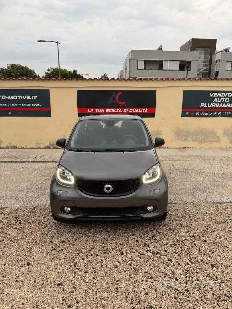 Smart Forfour 2017 photo 2