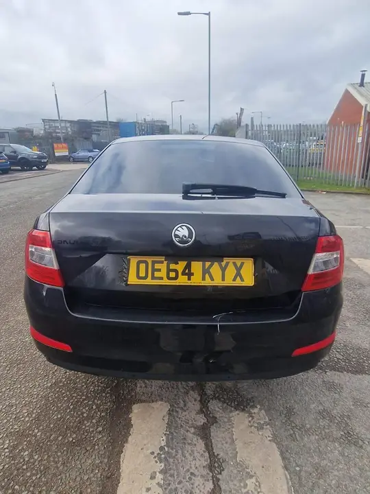 Skoda Octavia 2014 photo 2