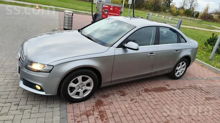 Audi A4 2011 photo 4