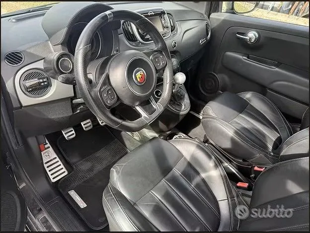 Abarth 595 2017 photo 2