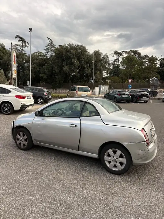 Nissan Micra 2006 photo 4