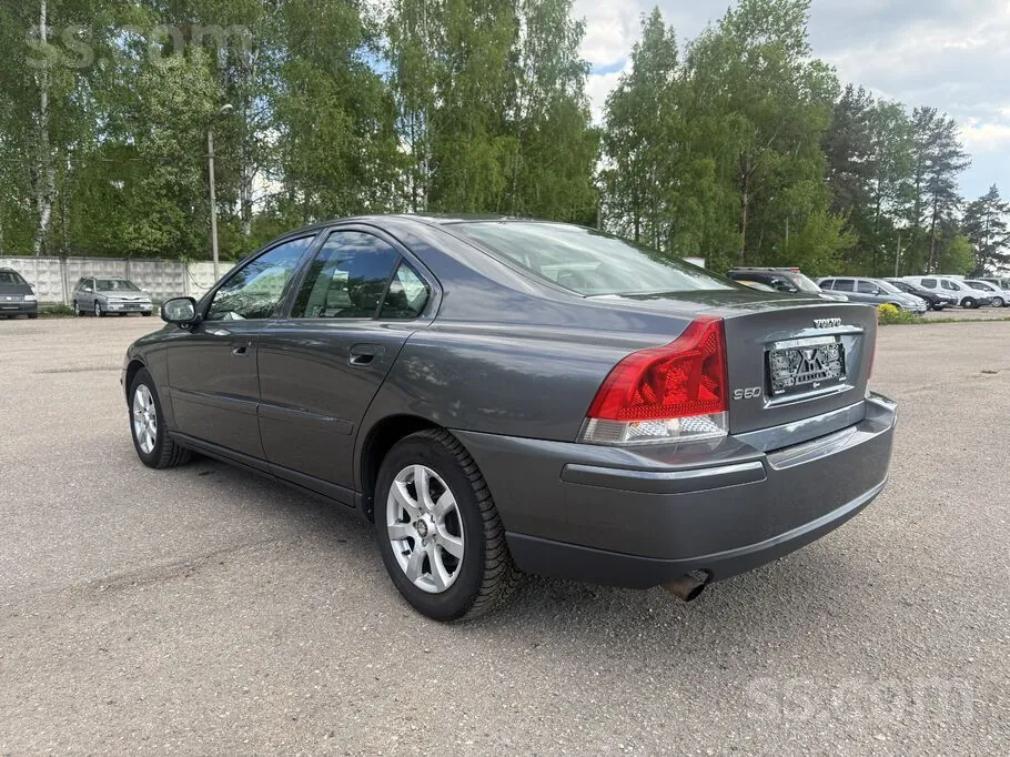 Volvo S60 2008 photo 4