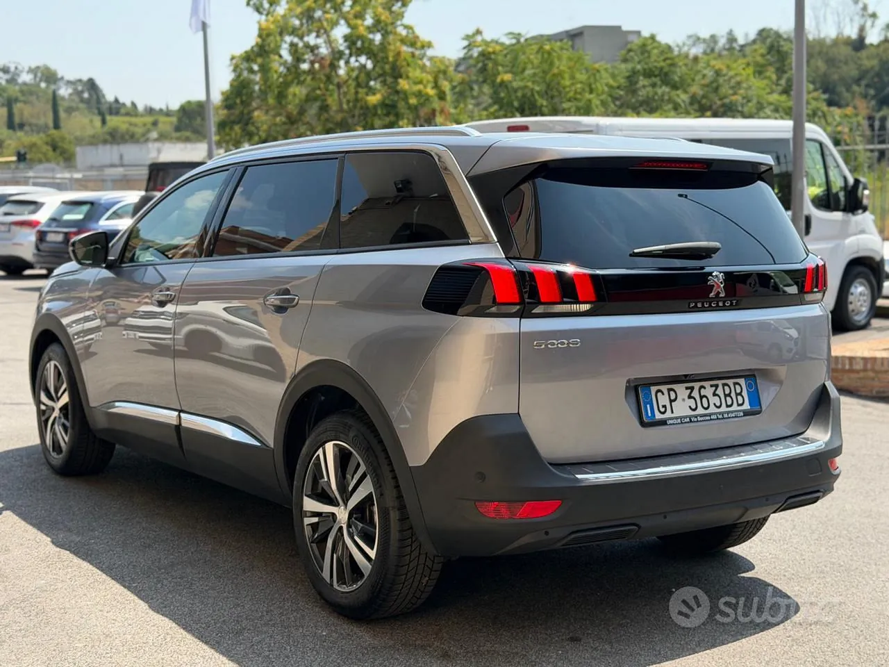 Peugeot 5008 2023 photo 4