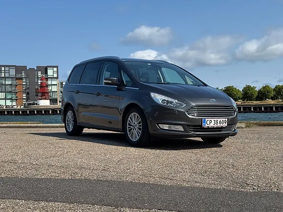 Ford Galaxy 2017 photo 3