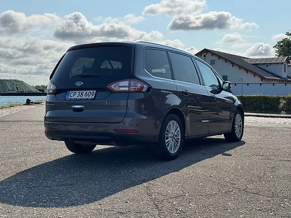 Ford Galaxy 2017 photo 5