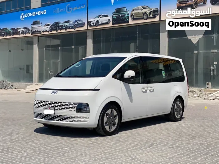 Hyundai Staria