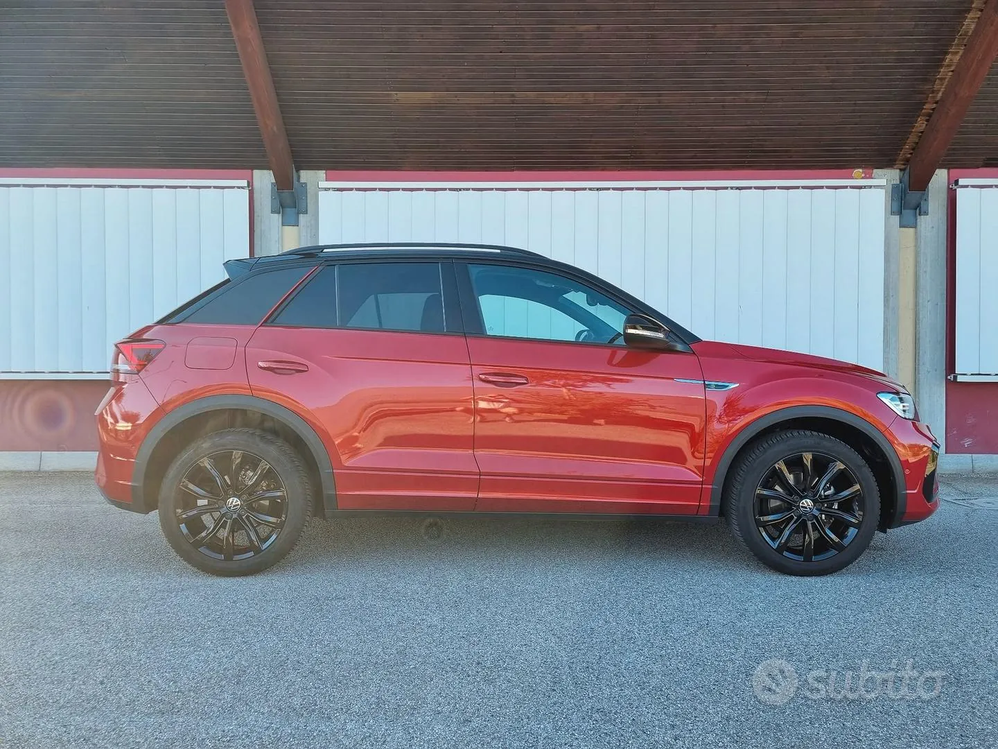 Volkswagen T-Roc 2023 photo 3
