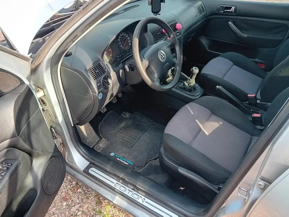 Volkswagen Golf 4