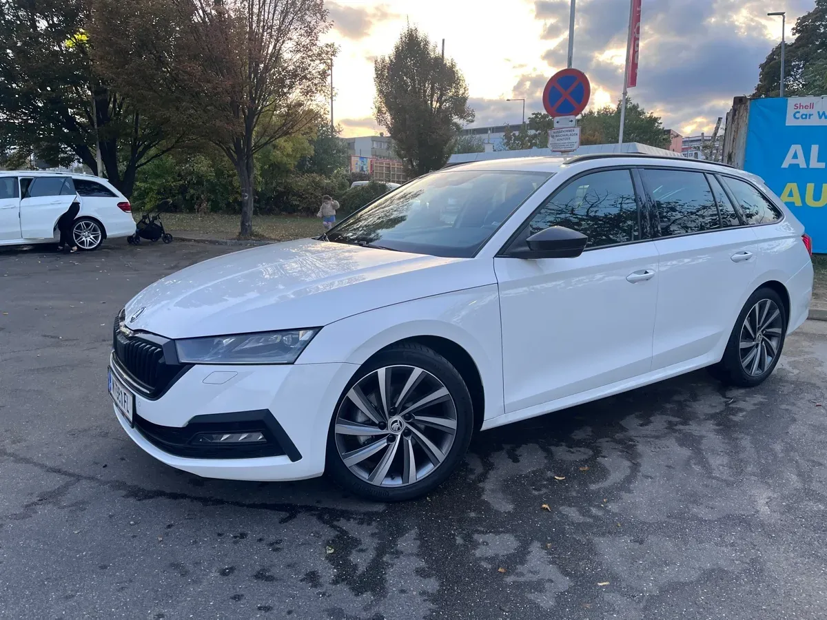 Skoda Octavia 2021 photo 2