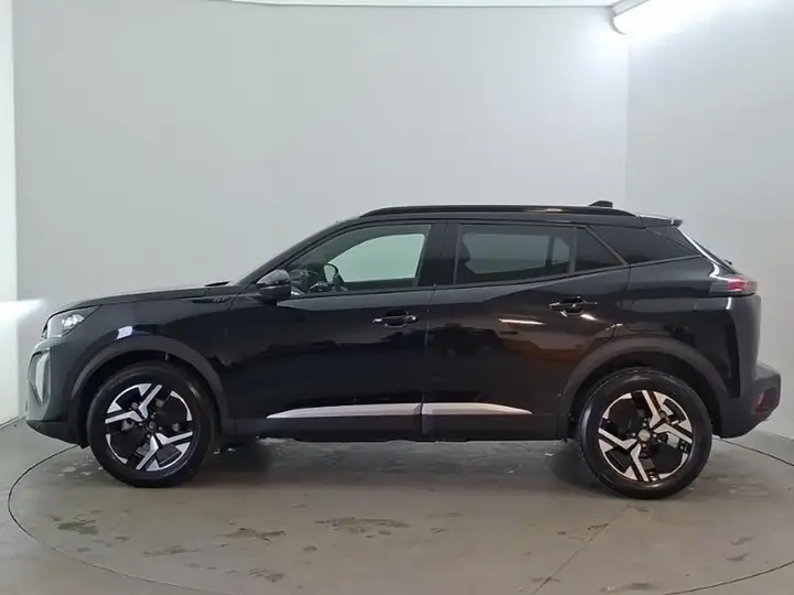 Peugeot 2008 2026 photo 4