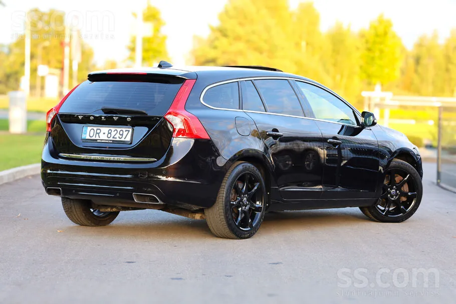 Volvo V60 2013 photo 4