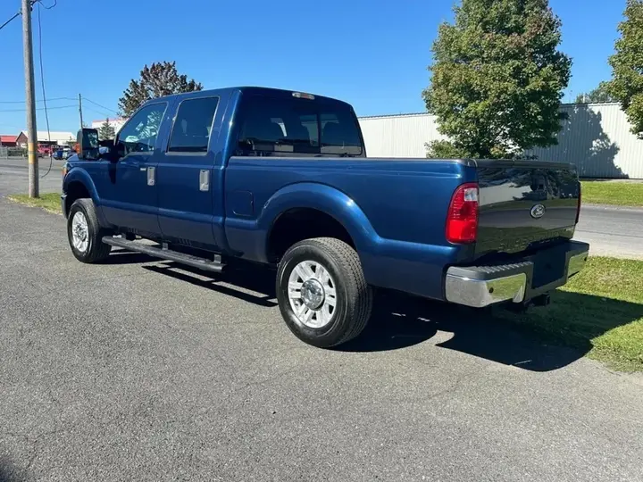 Ford Super Duty F-250 2011 photo 4