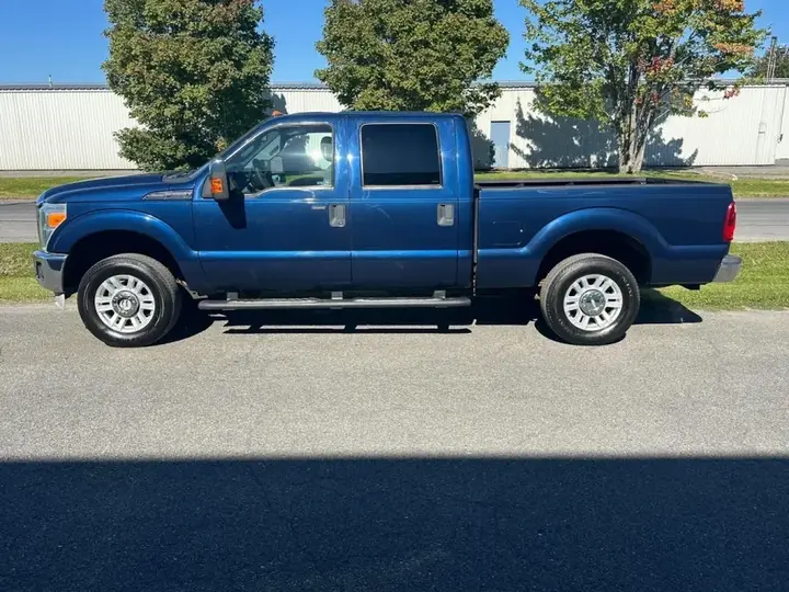 Ford Super Duty F-250 2011 photo 3