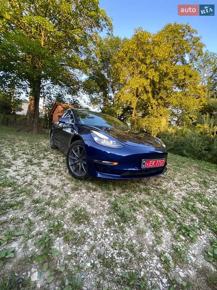 Tesla Model 3 2019 photo 4