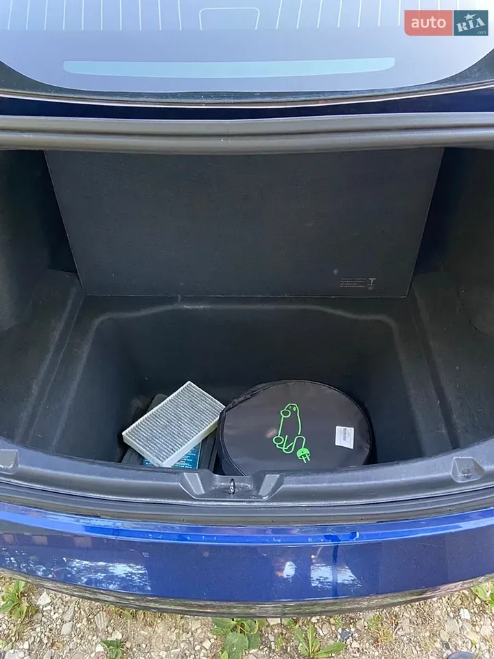 Tesla Model 3 2019 photo 2
