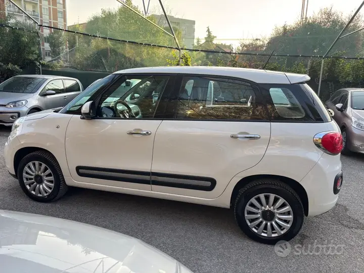 Fiat 500L 2015 photo 4