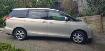 Toyota Estima 2006 photo 4