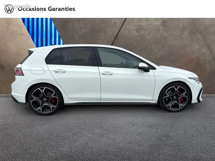 Volkswagen Golf 2024 photo 5
