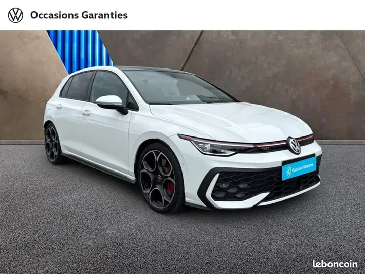 Volkswagen Golf 2024 photo 3
