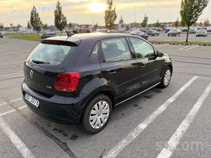 Volkswagen Polo 2011 photo 5