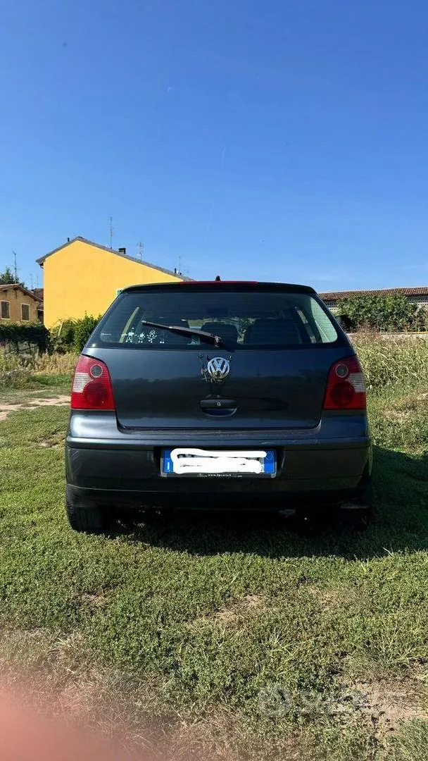 Volkswagen Polo 2005 photo 2