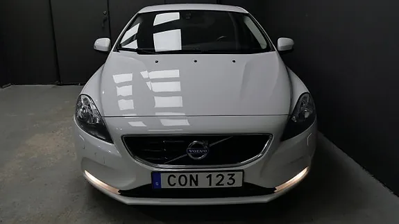 Volvo V40 2015 photo 4