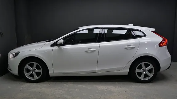 Volvo V40 2015 photo 5