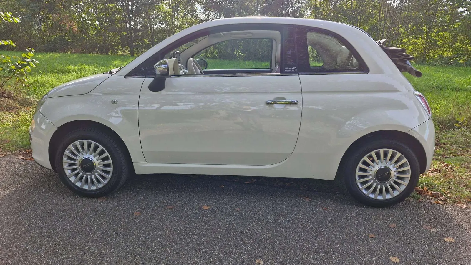 Fiat 500C 2011 photo 2