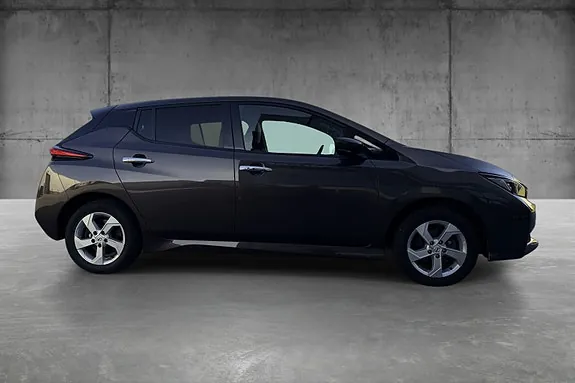 Nissan Leaf 2021 photo 4