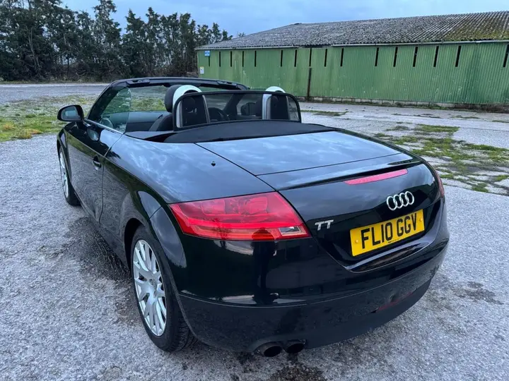 Audi Tt 2010 photo 3