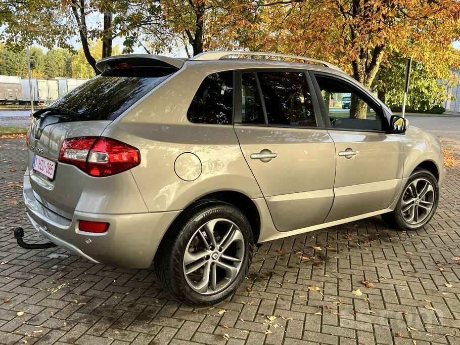 Renault Koleos 2012 photo 2