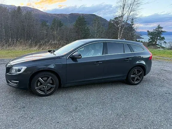 Volvo V60 2014 photo 3