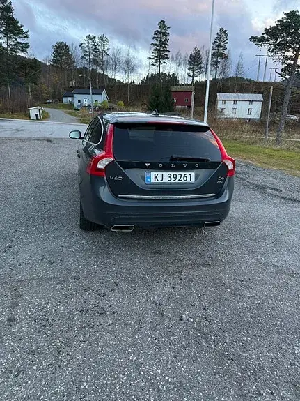 Volvo V60 2014 photo 4