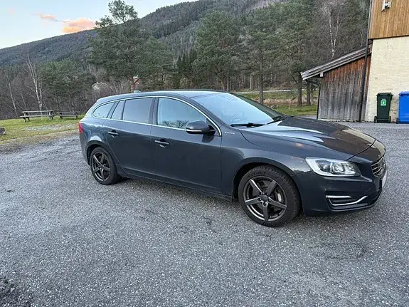 Volvo V60 2014 photo 5