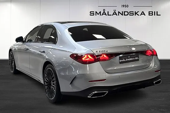 Mercedes-Benz E220 D 2026 photo 3