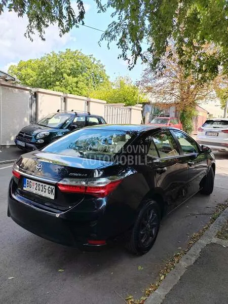 Toyota Corolla 2017 photo 2