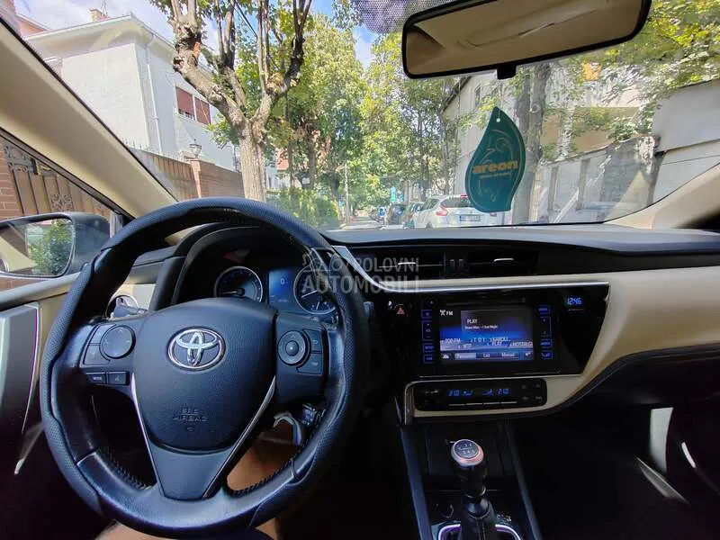 Toyota Corolla 2017 photo 5