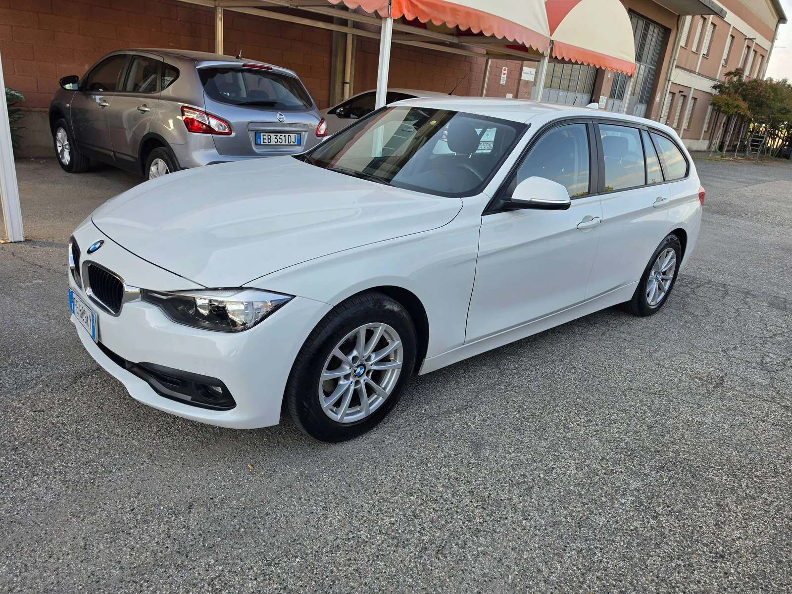 BMW 316 2016 photo 2