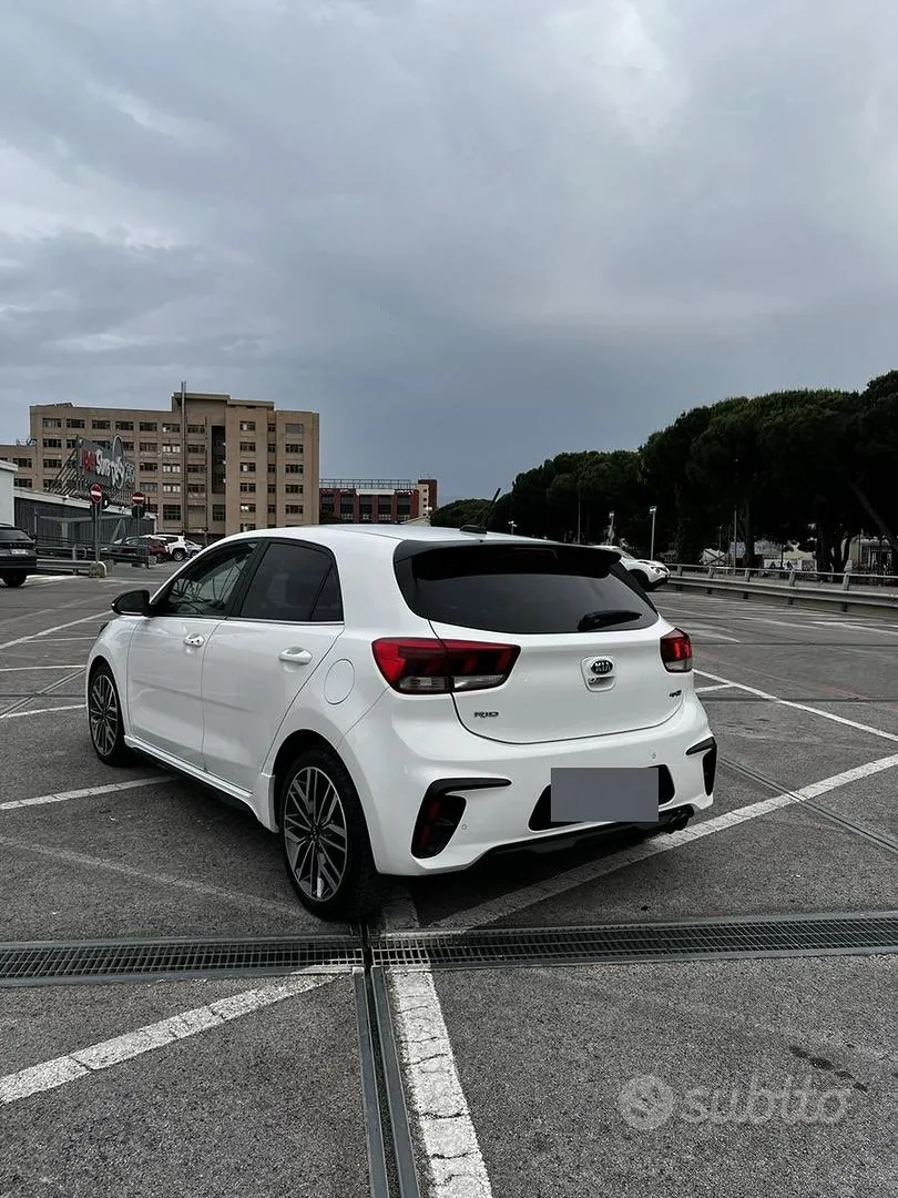 Kia Rio 2018 photo 5