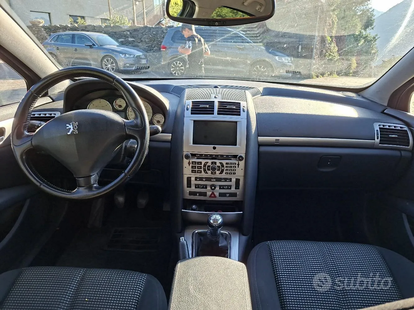 Peugeot 407 2008 photo 4