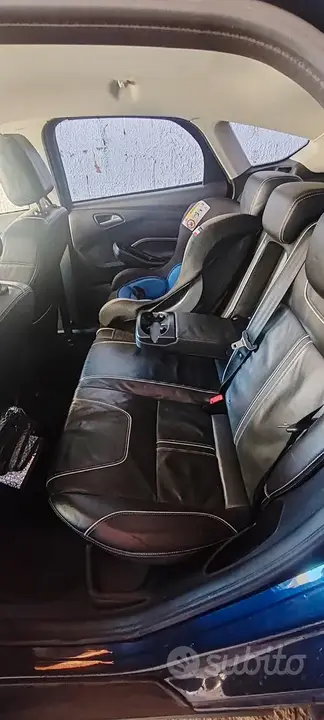 Ford Focus 2013 photo 4