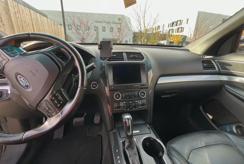 Ford Explorer 2016 photo 5
