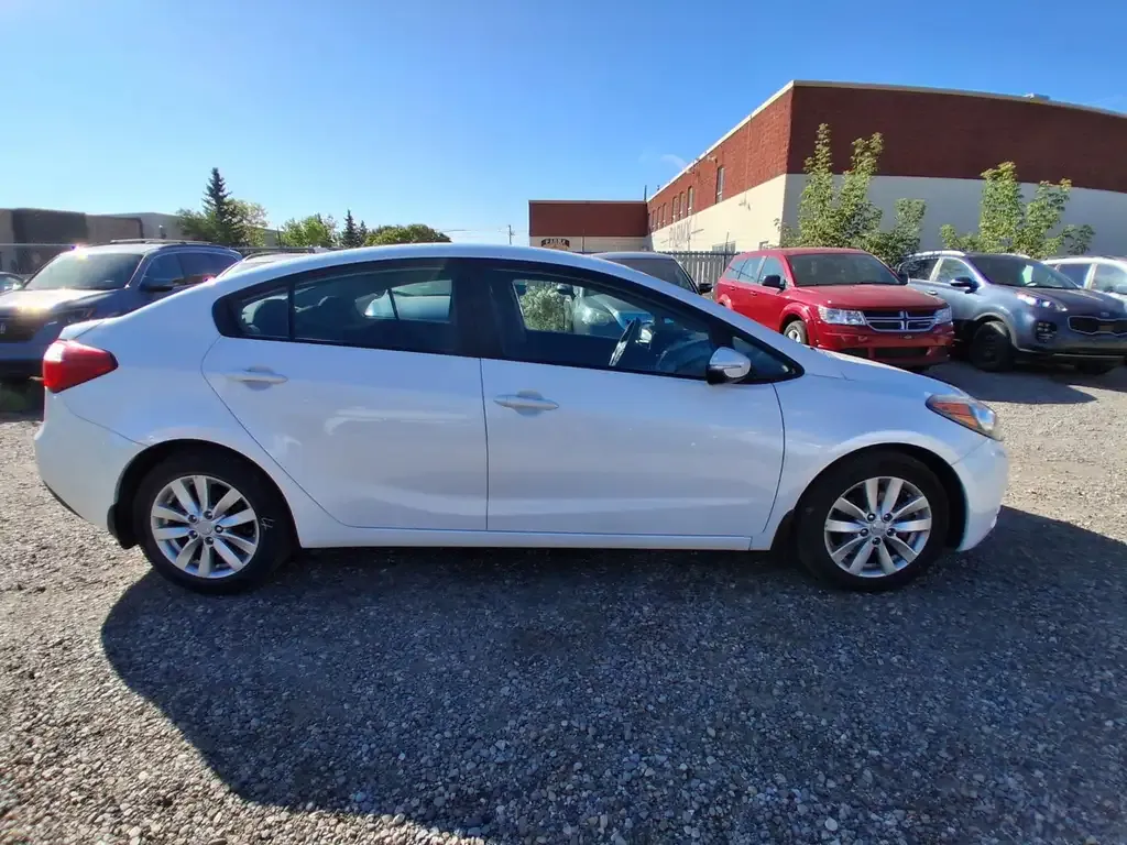 Kia Forte 2015 photo 5