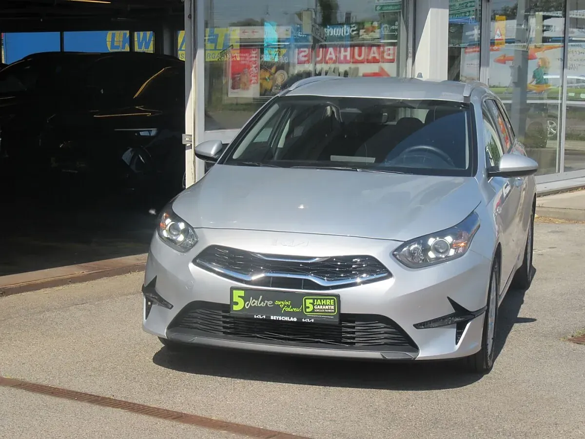 Kia Ceed 2025 photo 2