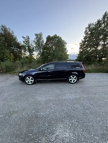 Volvo V70 2008 photo 3