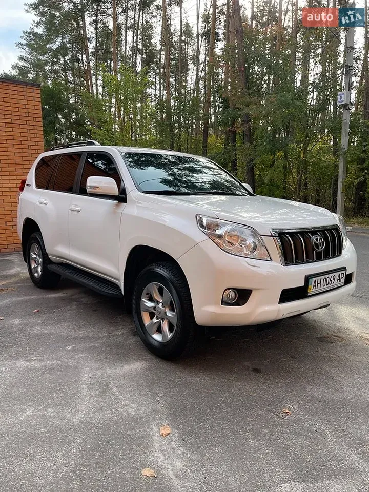 Toyota Land Cruiser Prado 2012 photo 5