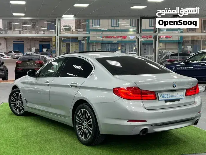 BMW 530I 2018 photo 4